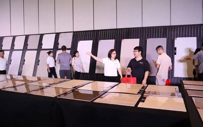 江门云顶国际瓷砖合作推介会