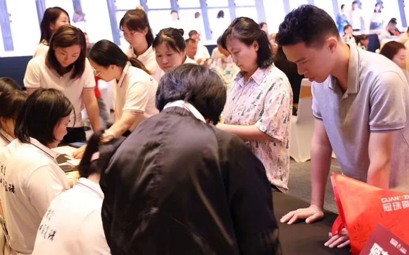 江门云顶国际瓷砖合作推介会现场 江门云顶国际瓷砖合作推介会现场